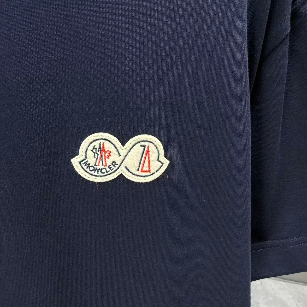 MONCL* * 2026 New Arrival T logo ：Black White Dark Blue Sizes：S M L XL XXL